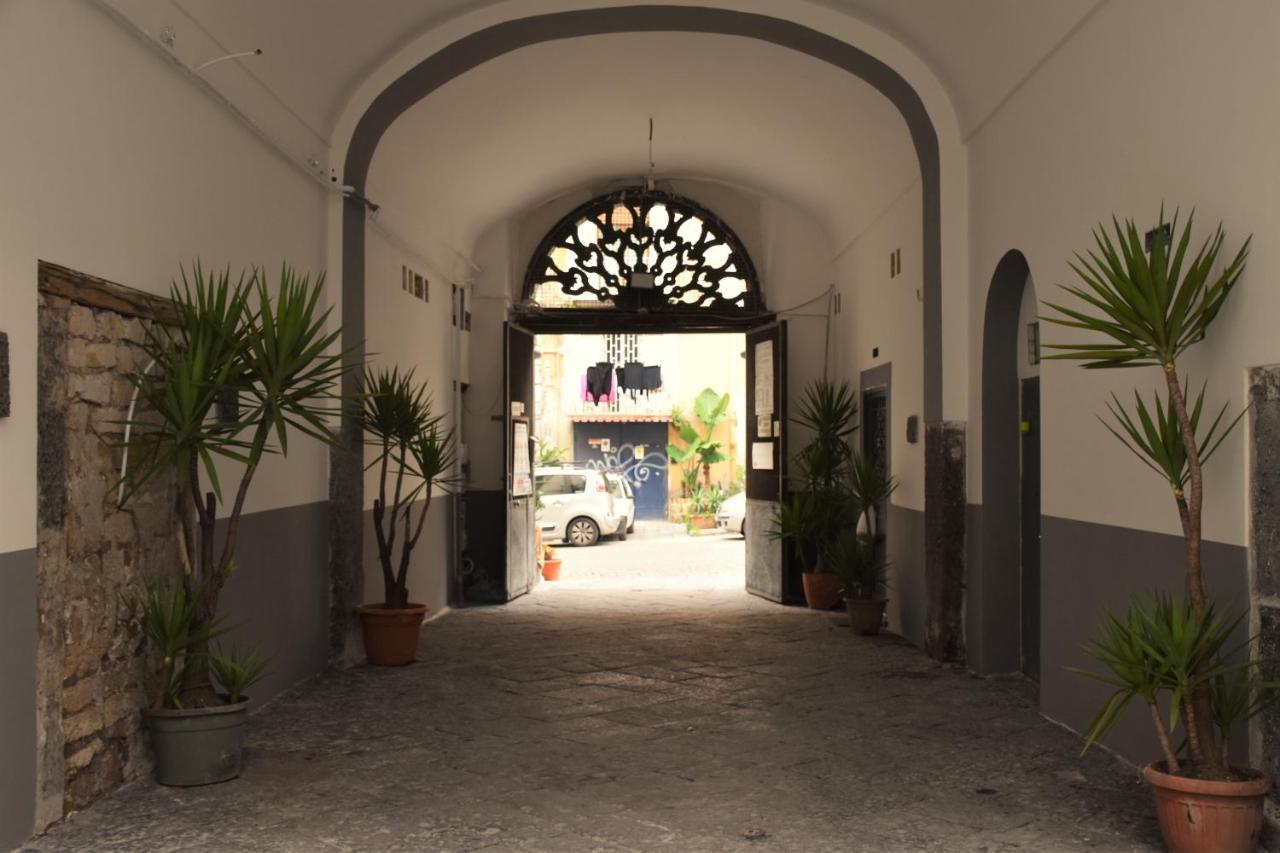Varriale House Free Parking For Small Cars Only Nápoles Exterior foto