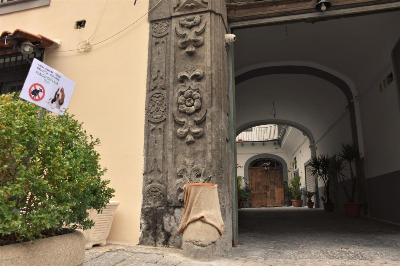 Varriale House Free Parking For Small Cars Only Nápoles Exterior foto