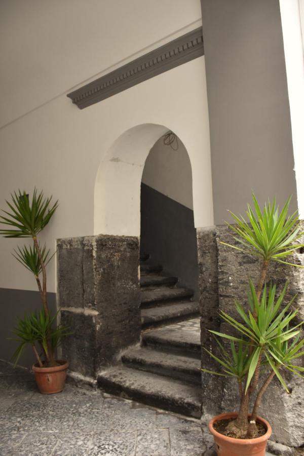 Varriale House Free Parking For Small Cars Only Nápoles Exterior foto